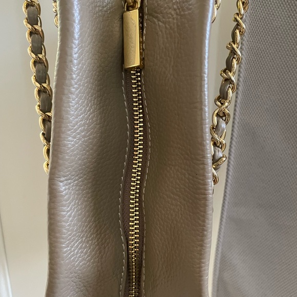 Tory Burch Clutch - Picture 6 of 11